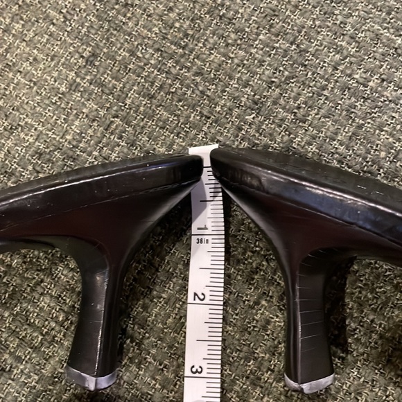 Two Lips black heeled slides (sz 7 1/2) - Picture 4 of 10